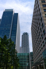 Obraz premium London / United Kingdom - 06/02/2020: A view of modern office buildings in Canary Wharf.