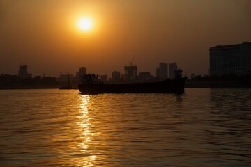 Obraz premium skyline at sunset