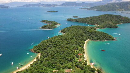 Lagoa Azul em Ilha Grande
Angra dos Reis, Rio de Janeiro, Brasil.