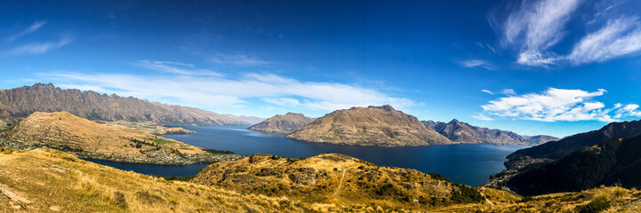 Fototapeta na wymiar Panoramic view of the mountains in New Zealand