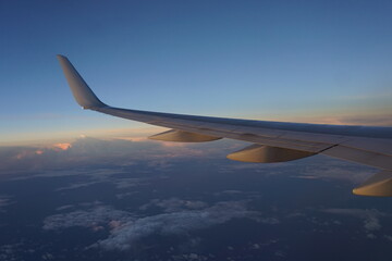 wing of airplane