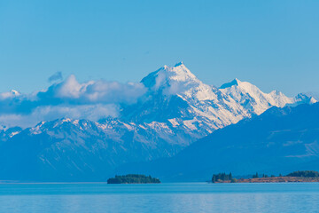Aoraki / Mt. Cook viewed behind lake Pukaki in New Zealand