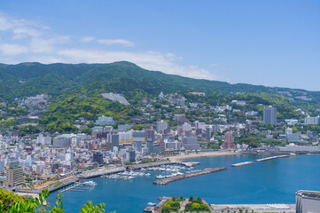 Fototapeta premium 静岡県熱海のビーチ