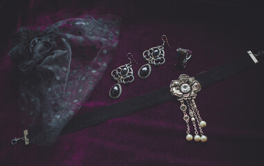  Vintage mix style accessorize. Women's fashionable details for outfits 