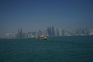 Fototapeta premium Wieżowiec i budynki Doha, Katar