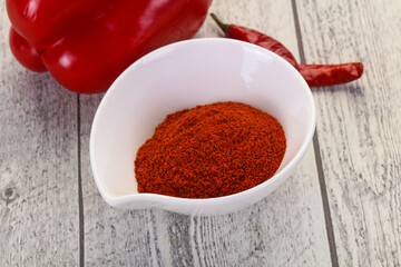 Paprika powder in the bowl