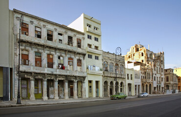 Fototapeta na wymiar Malecon - Avenida de Maceo in Havana. Cuba