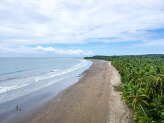 Strand am Marino Ballena Nationalpark in Costa Rica