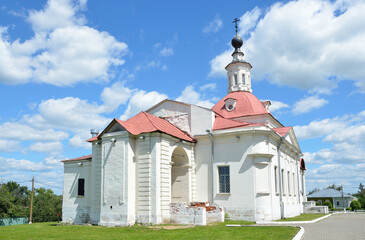 Fototapeta na wymiar Voskresenskaya church in the Kolomna Kremlin, Moscow region
