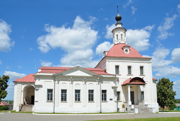 Fototapeta na wymiar Ancient Voskresenskaya church in the Kolomna Kremlin, Moscow region. Russia
