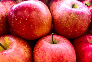 Fototapeta na wymiar Close-up: apples in the supermarket