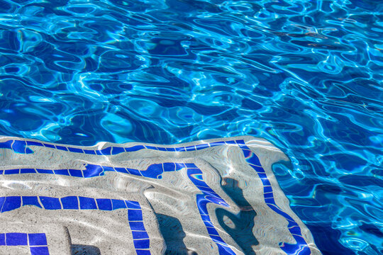 Bright water surface in the pool