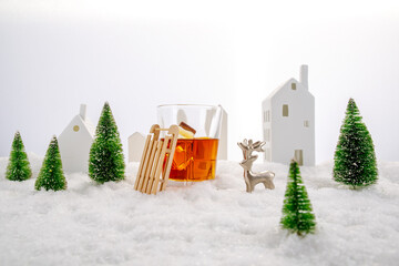 Whiskyglas mit Eiswürfel Wintermotiv
