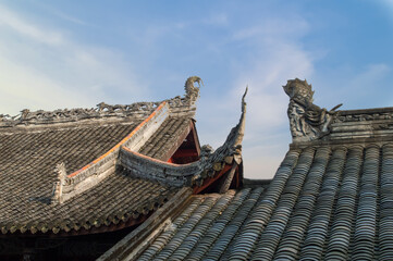 Fototapeta na wymiar ancient chinese temple