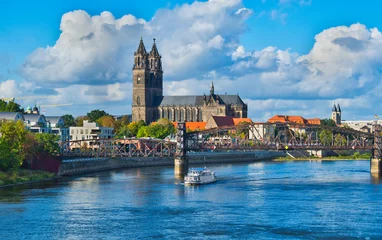 Panoramablick über die Stadt Magdeburg an der Elbe in Sachsen-Anhalt, Deutschland © Votimedia