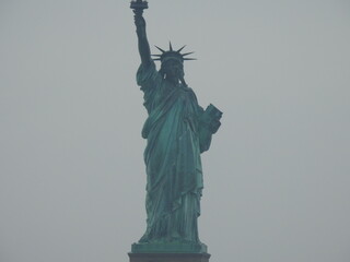 Fototapeta na wymiar statue of liberty 
