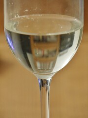 Weißweinglas  mit Weißwein