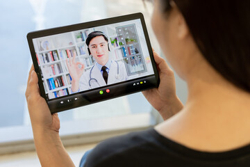 Fototapeta na wymiar telemedicine concept- video chat