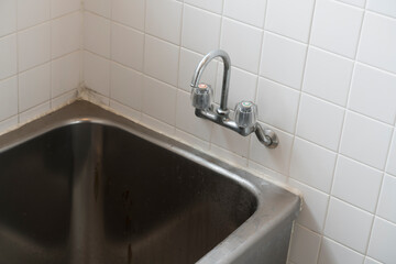 住宅　リフォーム用　解体前　現場実例写真素材　浴室　ステンレス浴槽