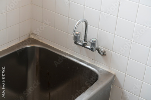 住宅 リフォーム用 解体前 現場実例写真素材 浴室 ステンレス浴槽 Wall Mural Oka