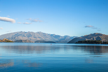 Obraz premium lake and mountains