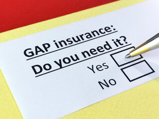 Fototapeta premium Questionnaire about insurance
