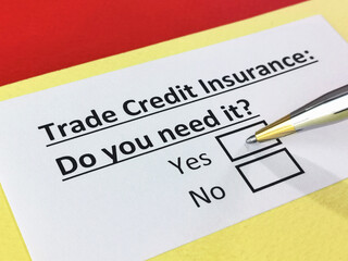 Obraz premium Questionnaire about insurance