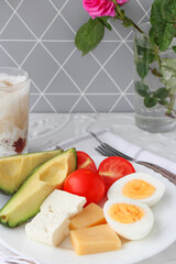 ketogenic diet. kept food. health food