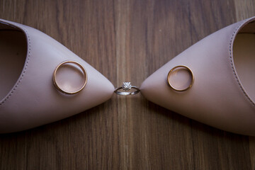 wedding shoes with wedding rings