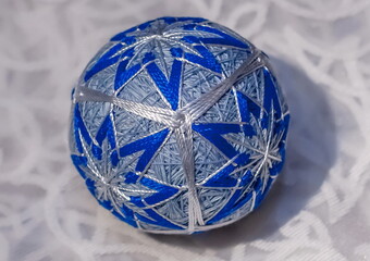 Japanese balloon happiness is a decorative ball of yarn