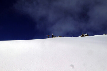 Bergwanderer zum Seekareck Gipfel in Obertauern