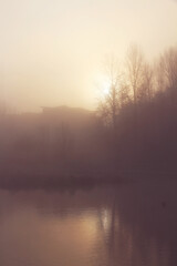 Obraz na płótnie Canvas hazy winter sunrise