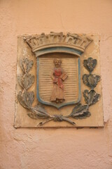 sculpture du blason de Saint-Paul de Vence