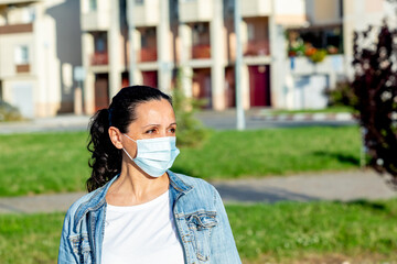 Brunette adult woman with a mask
