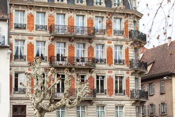 Fototapeta premium Windows of old houses in center of Strasbourg