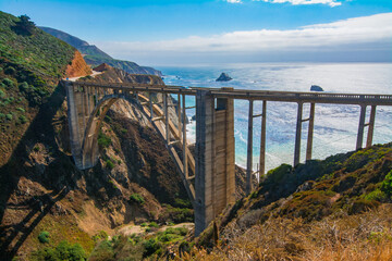 Bixby Creek Bridge in Big Sur along Highway 1 in California, USA: Viewing towards the Pacific Ocean