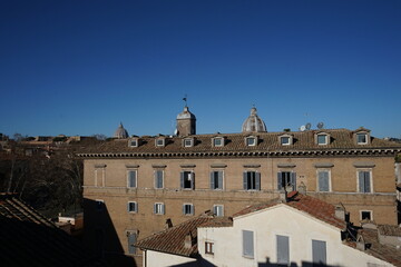 Obraz premium Top view of Rome City , Italy - イタリア ローマの街並み 屋根 