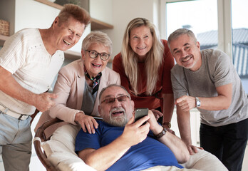 Fototapeta premium group of friends have a fun free evening.