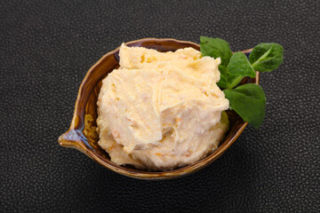 Curd with dry apricot
