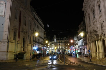 Fototapeta na wymiar Dark street in Lisbon
