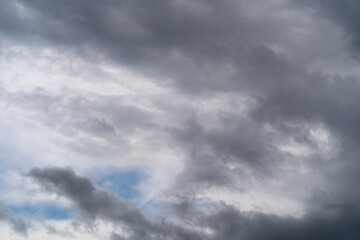 A thunderstorm is approaching.