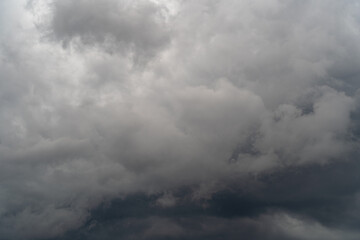 A thunderstorm is approaching.