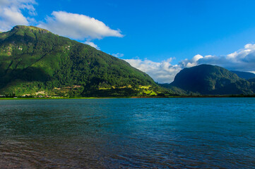 Cerro Castillo Aisen  Chile sudamerica Naturaleza bosque nativo Lago Rio Baker
