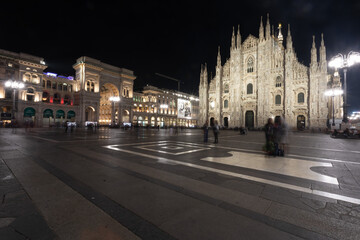 Obraz premium Duomo di Milano (Milan Cathedral) and Piazza del Duomo in Milan