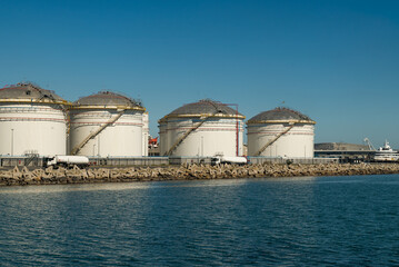 Oil. Oil reserves. Tanks Refinery. Bunkering. Cape Town. South Africa.