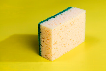 yellow sponge