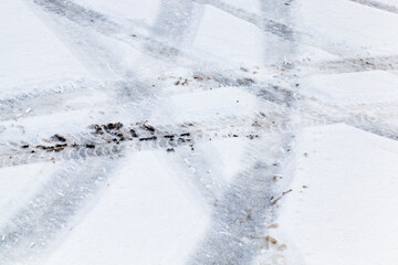 car tire in the snow
