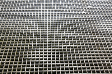 metal grating for the movement
