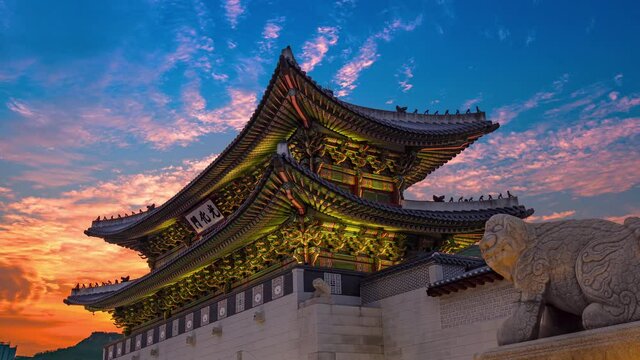  Time Lapse the Gate of Gyeongbokgung Palace in Seoul  South Korea 