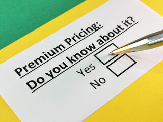 Obraz premium Questionnaire about marketing.